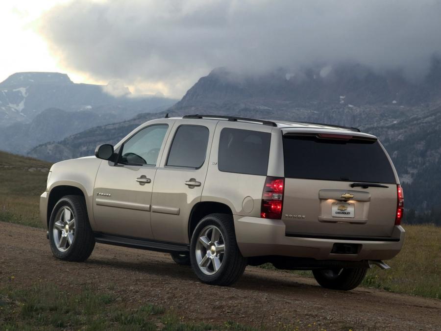  Chevrolet Tahoe 2006 года  (фото 3 из 32)